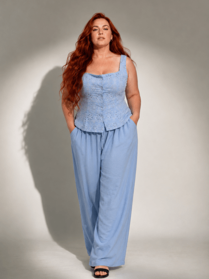 Floral Print Linen Top-Plus Size Friendly - Plus size